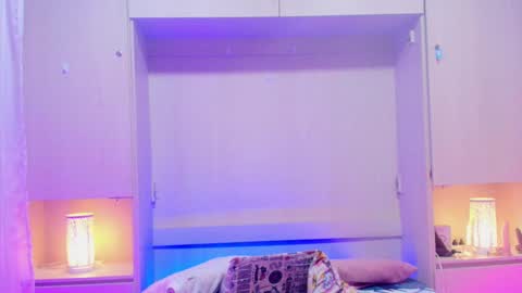         online show from February 28, 2025, 11:36 am