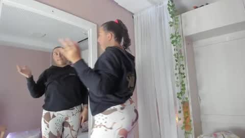         online show from April 21, 2026, 11:38 am