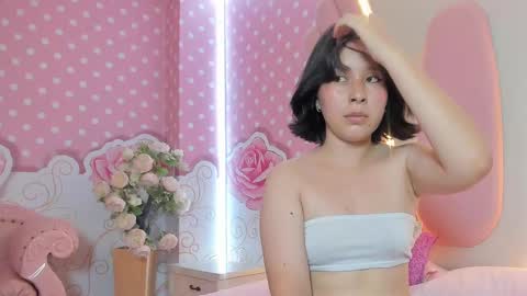 LIILY online show from February 25, 2025, 12:25 am