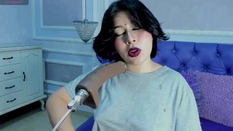 LIILY online show from November 16, 2025, 12:27 am