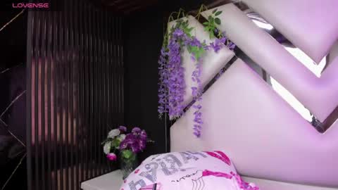 Snapshot of liinzy_rouse chatting on July 31, 2026, 5:12 pm Brittany online show from July 31, 2026, 5:12 pm