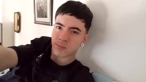 Snapshot of liio____ chatting on May 10, 2026, 8:25 pm liio____ online show from May 10, 2026, 8:25 pm