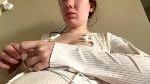 liissa207673 online show from June 8, 2026, 3:07 am