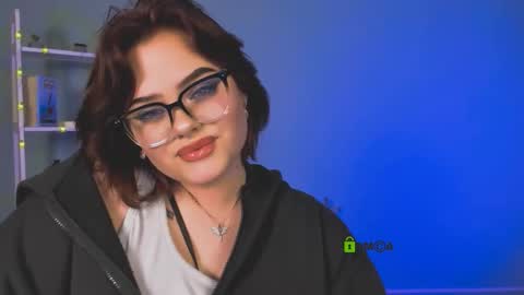 lika_pop online show from December 18, 2025, 8:04 pm