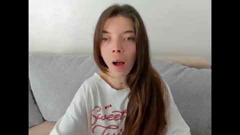 likaaeiston1 online show from March 12, 2026, 6:52 am