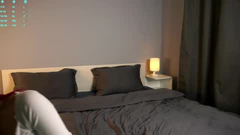 Emi online show from November 8, 2025, 1:00 pm