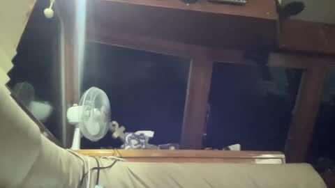 likefhot online show from November 16, 2025, 2:33 pm