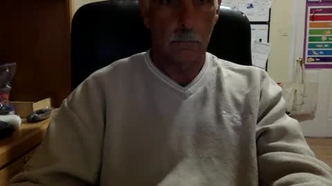 likefhot online show from May 25, 2026, 4:24 pm