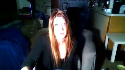 Snapshot of likerightnow chatting on March 19, 2026, 8:18 am likerightnow online show from March 19, 2026, 8:18 am