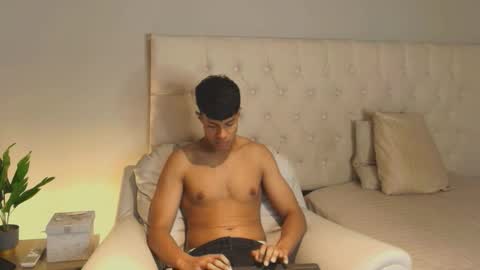 lil online show from January 10, 2026, 6:53 pm