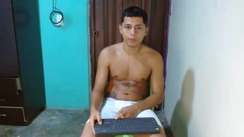 lil_condor_baby online show from April 19, 2026, 9:28 pm
