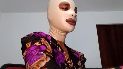 Snapshot of lil_ith chatting on February 18, 2026, 2:07 am Lilith online show from February 18, 2026, 2:07 am