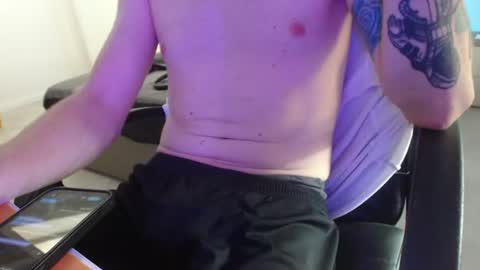 Snapshot of lil_j_ chatting on August 1, 2026, 10:36 am lil_j_ online show from August 1, 2026, 10:36 am