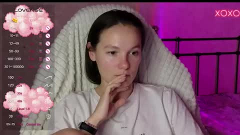 little moon online show from December 9, 2024, 5:08 pm