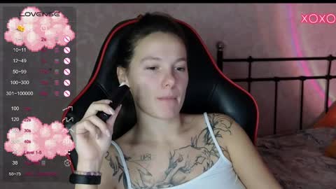 little moon online show from December 13, 2024, 6:38 pm