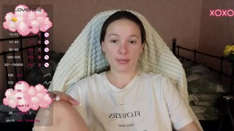 little moon online show from January 30, 2025, 5:39 pm