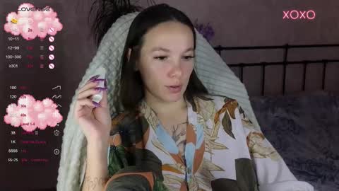 little moon online show from November 13, 2025, 10:52 pm