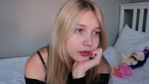 Emma online show from November 17, 2025, 9:59 am