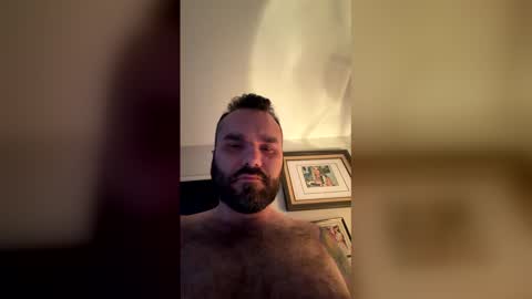 Snapshot of lil_tea_break_6996 chatting on March 8, 2026, 2:26 am t online show from March 8, 2026, 2:26 am