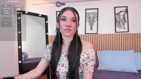 Snapshot of lila_elliot chatting on February 4, 2025, 7:33 pm Lila online show from February 4, 2025, 7:33 pm