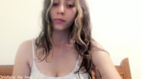 Ren online show from December 14, 2024, 1:17 am