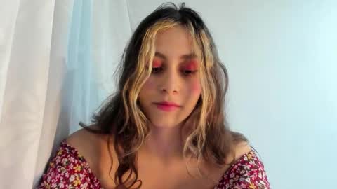 Ren online show from January 6, 2026, 11:29 pm