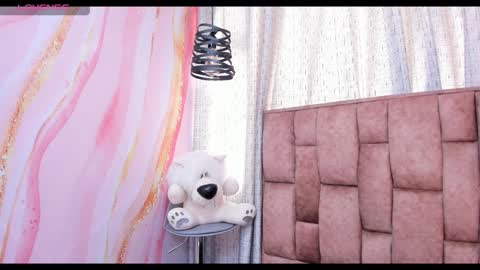 lila noa online show from January 22, 2025, 1:11 pm