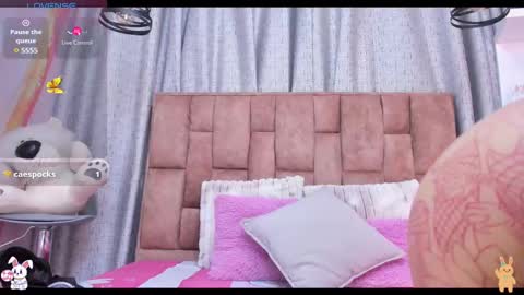 lila noa online show from February 12, 2025, 3:29 am