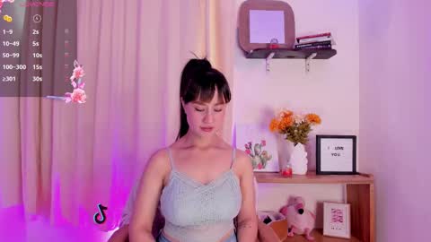 Lila  online show from October 6, 2025, 9:01 pm