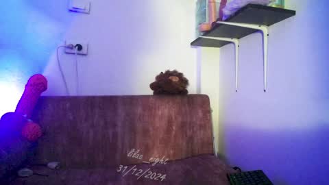 Jen online show from January 1, 2025, 12:44 pm