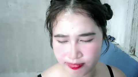 Snapshot of lilatmaho chatting on May 2, 2026, 10:42 am Im Rain online show from May 2, 2026, 10:42 am