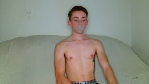 Snapshot of lilbearxxxx chatting on June 16, 2026, 11:29 pm lilbearxxxx online show from June 16, 2026, 11:29 pm
