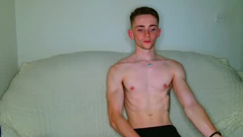 Snapshot of lilbearxxxx chatting on June 18, 2026, 11:42 pm lilbearxxxx online show from June 18, 2026, 11:42 pm