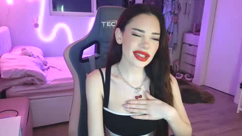 lilbina online show from October 4, 2025, 4:32 am