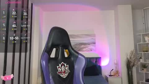 Hi im Yuki online show from November 20, 2025, 10:04 am