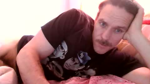 Snapshot of lildeer1980 chatting on April 25, 2026, 1:14 pm lildeer1980 online show from April 25, 2026, 1:14 pm