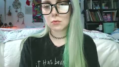 Snapshot of lilemmy1999 chatting on December 16, 2024, 5:22 pm emily ryanson online show from December 16, 2024, 5:22 pm