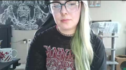 emily ryanson online show from April 14, 2026, 8:37 pm