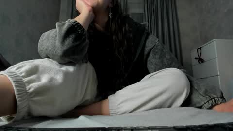 lilflexxy online show from April 9, 2026, 8:03 pm