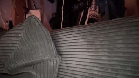 lilginge1 online show from February 6, 2025, 4:25 pm