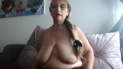 lilieth online show from May 20, 2026, 7:53 pm