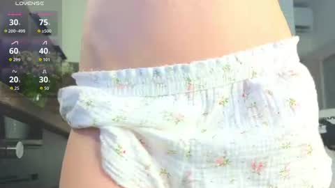 lili__roze_ online show from July 2, 2026, 5:13 am