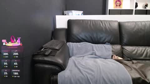 Lili Bertine online show from February 4, 2026, 11:20 pm