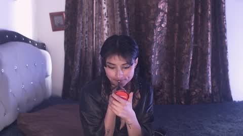 Snapshot of lili_clan11 chatting on January 9, 2026, 6:10 pm lili_clan11 online show from January 9, 2026, 6:10 pm