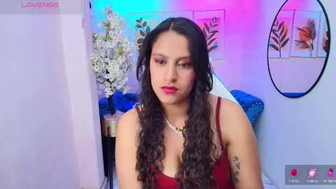 LILI ROUSX  online show from November 25, 2025, 3:17 am