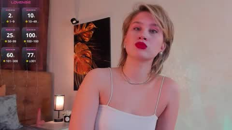 Lilian online show from November 10, 2025, 12:20 am