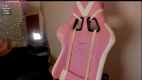 Snapshot of lilian_vergara chatting on March 6, 2025, 11:42 pm holis soy lily chang no olvides el pulgar arriba es muy importante para mi 3 independent model online show from March 6, 2025, 11:42 pm