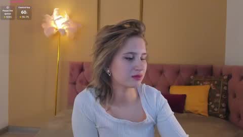 Lilian  online show from May 23, 2026, 1:44 am