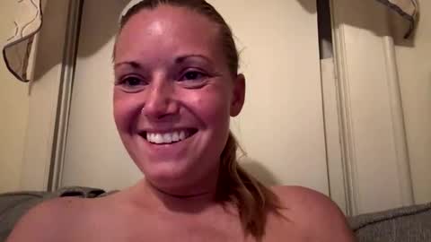 LilianaX online show from June 8, 2026, 6:47 am