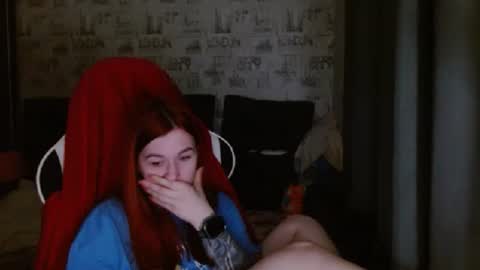 liliawoolf online show from February 22, 2025, 4:09 pm